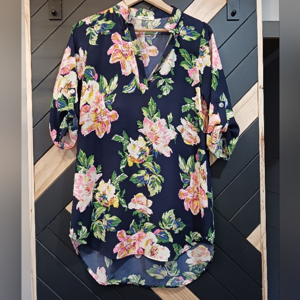 Eloges floral tropical shirt size small